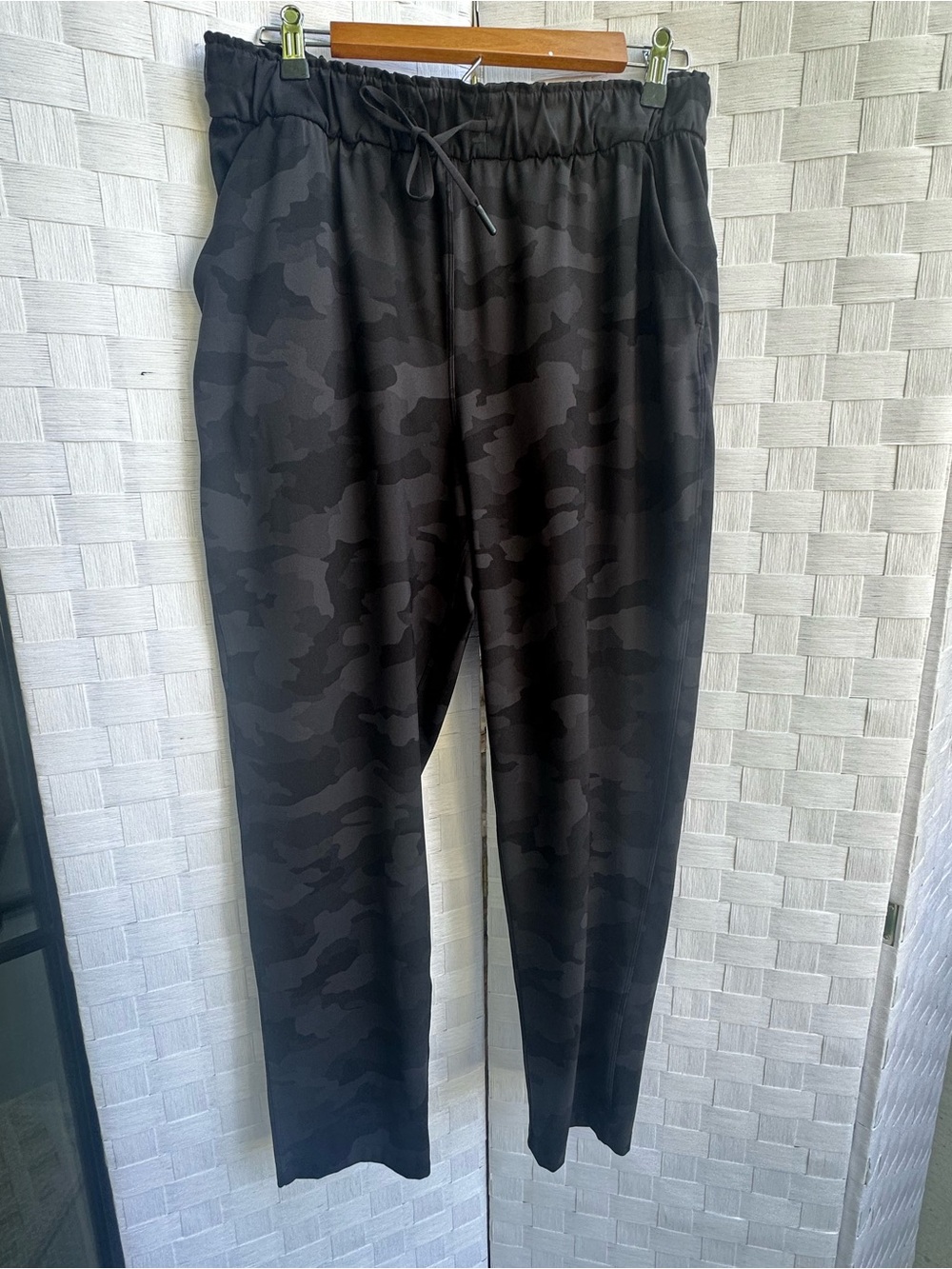 Lulu Lemmon camouflage  printjoggers